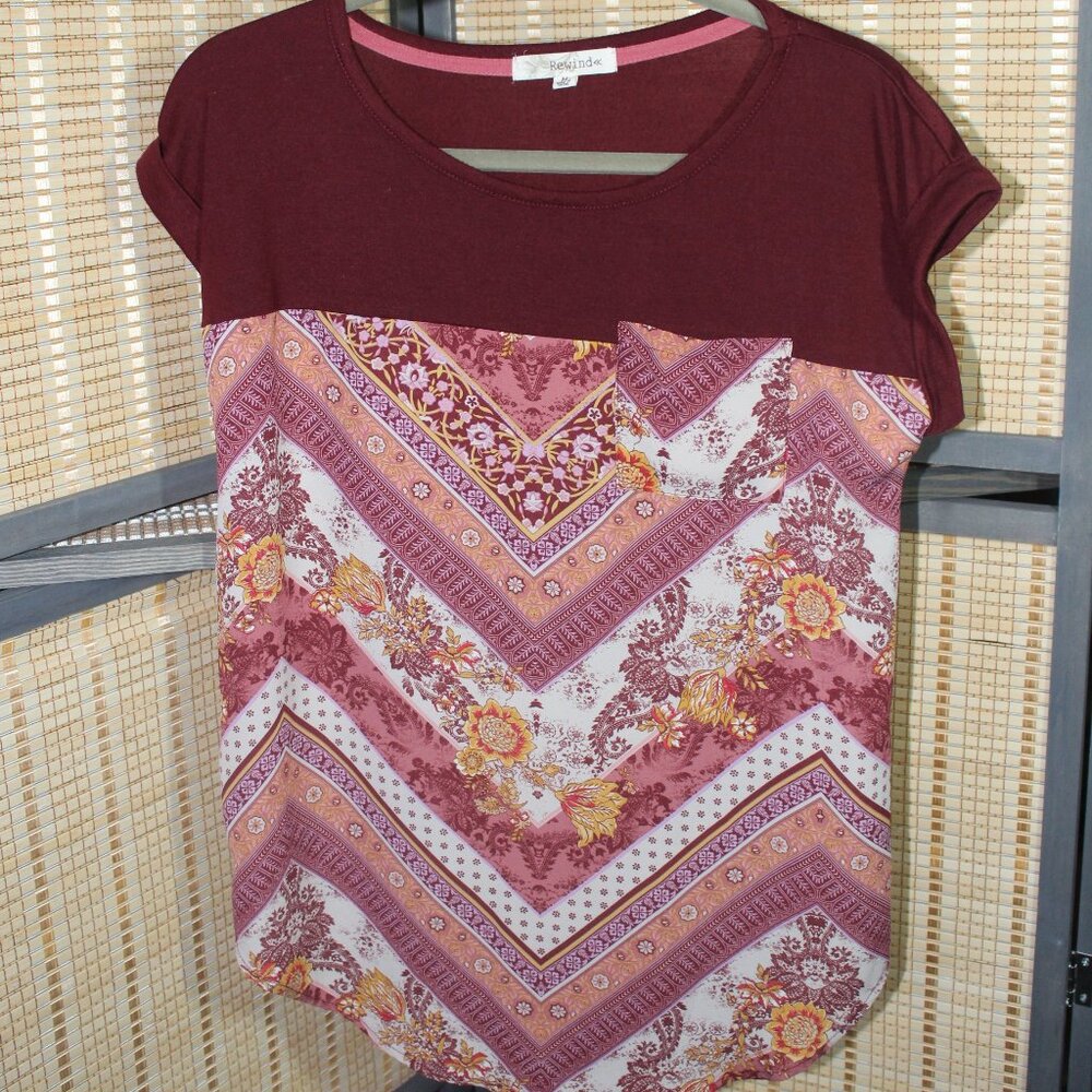 Rewind Crew Neck Chevron Print Top